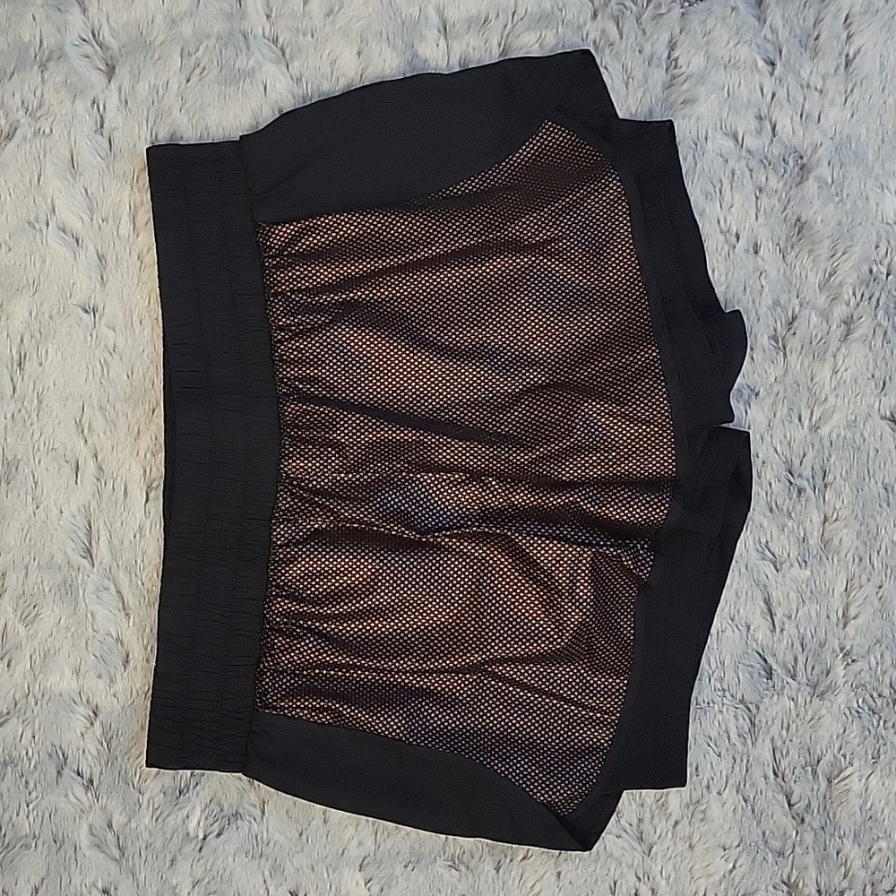 Fabletics Demi Lovato Copper/Black Shorts, Women's Size Small, Great Condition